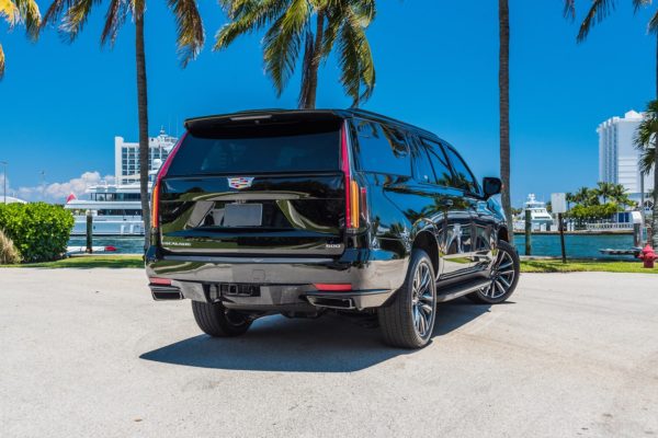 Cadillac Escalade ESV