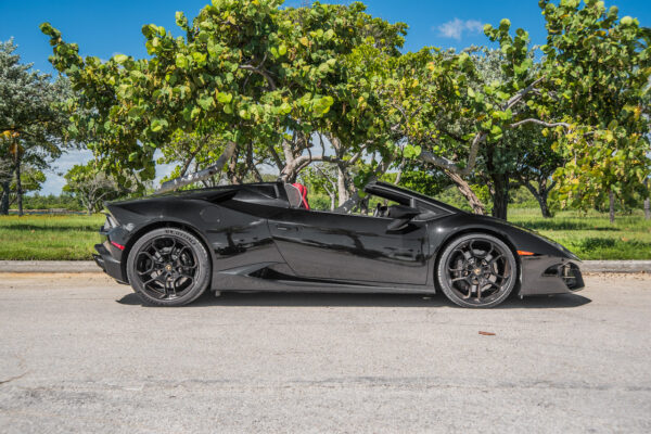 Lamborghini Huracan Spyder