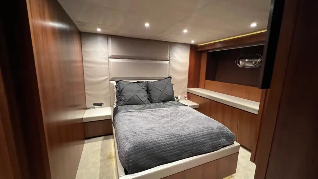 103 Tecnomar yacht staterooms