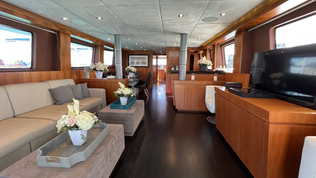 Tecnomar yacht charter interior