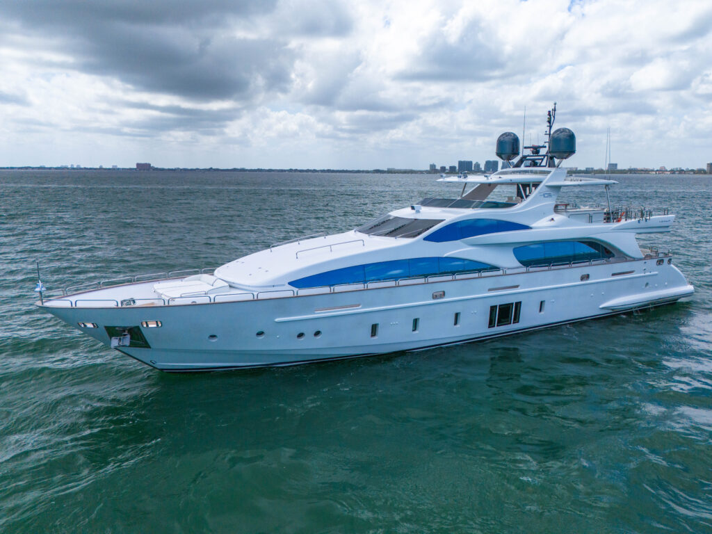 105′ Azimut SV