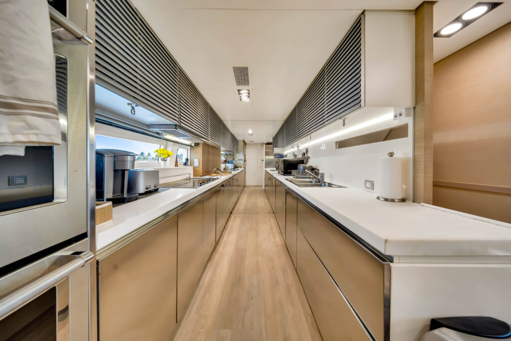Full Kitchen 116 Azimut yacht Miami