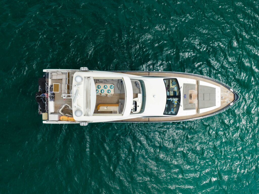 84 Azimut Sky yacht exterior Italian design Miami waters