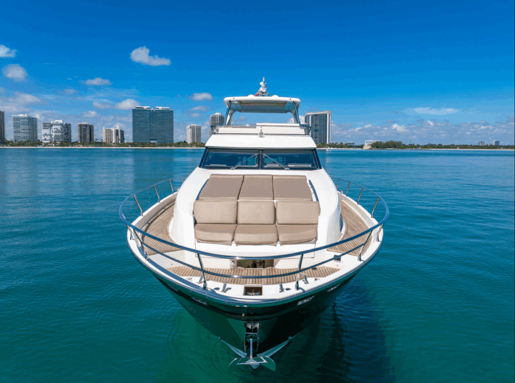 75 Prestige Oceana yacht exterior French design Hollywood Florida waters