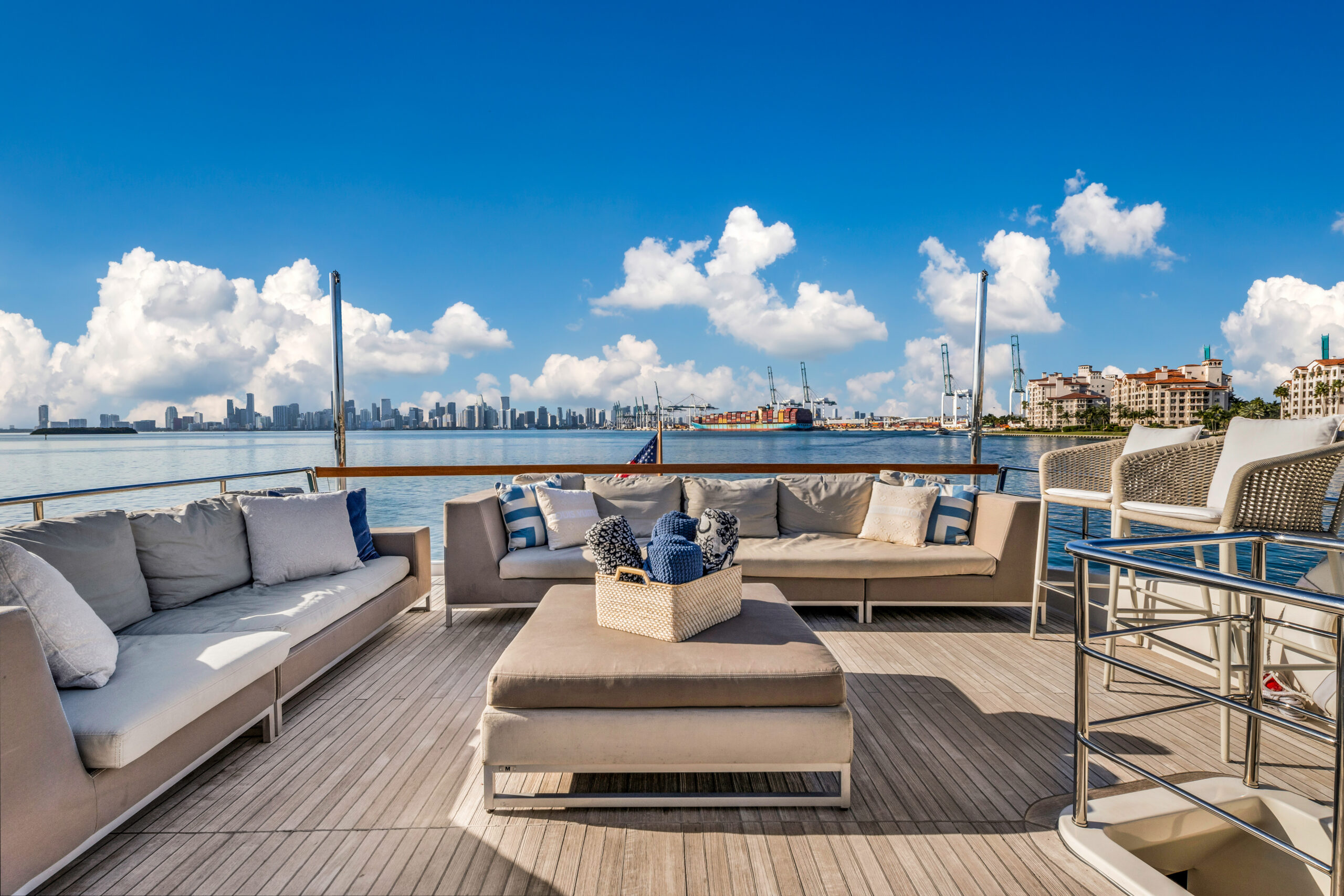 Spacious sun deck on 97 foot San Lorenzo yacht Miami charter
